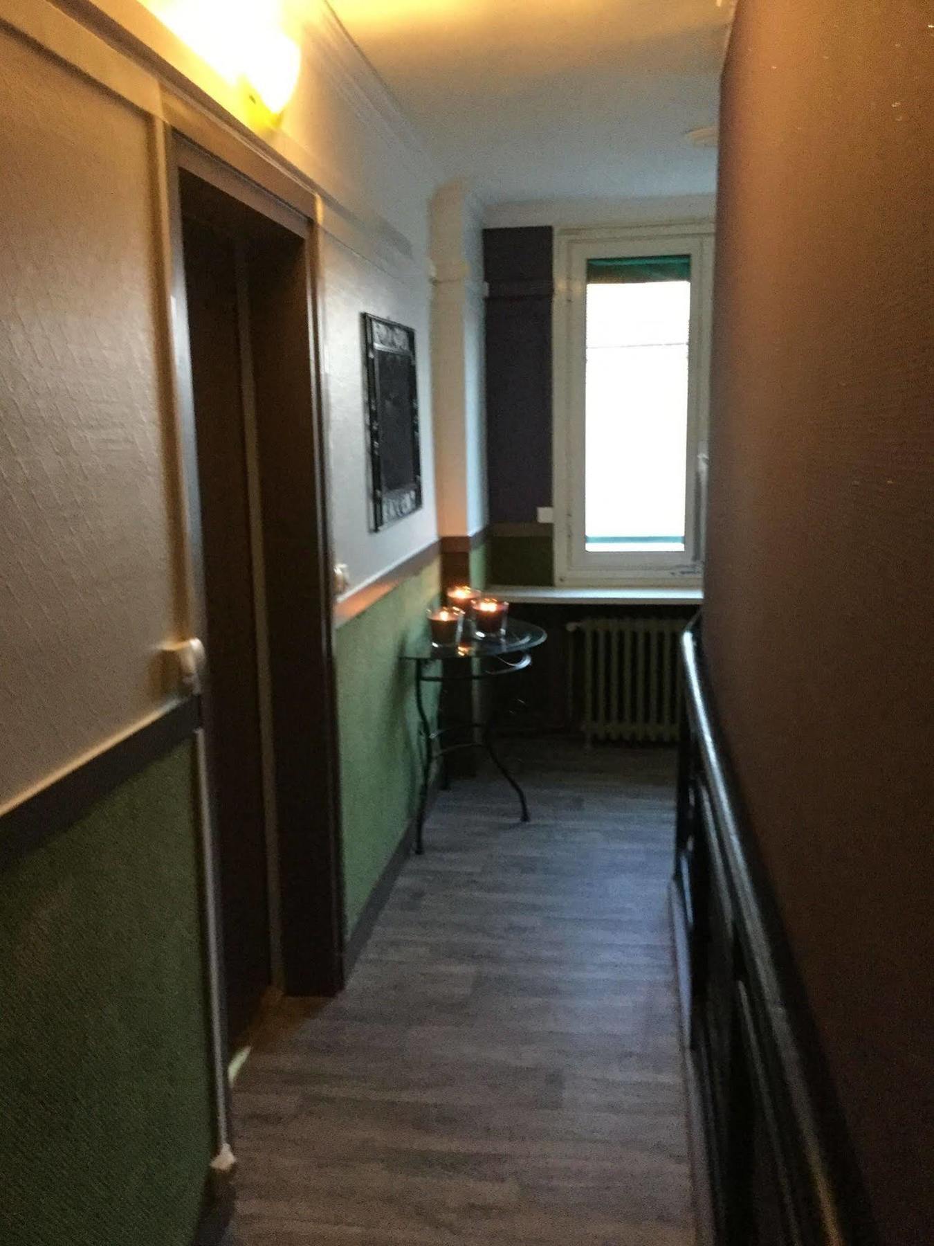 St Charles Hotel